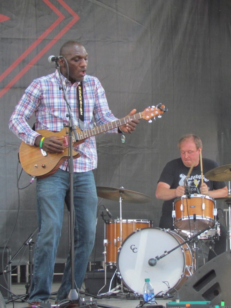 Cedric Burnside performing well on stage